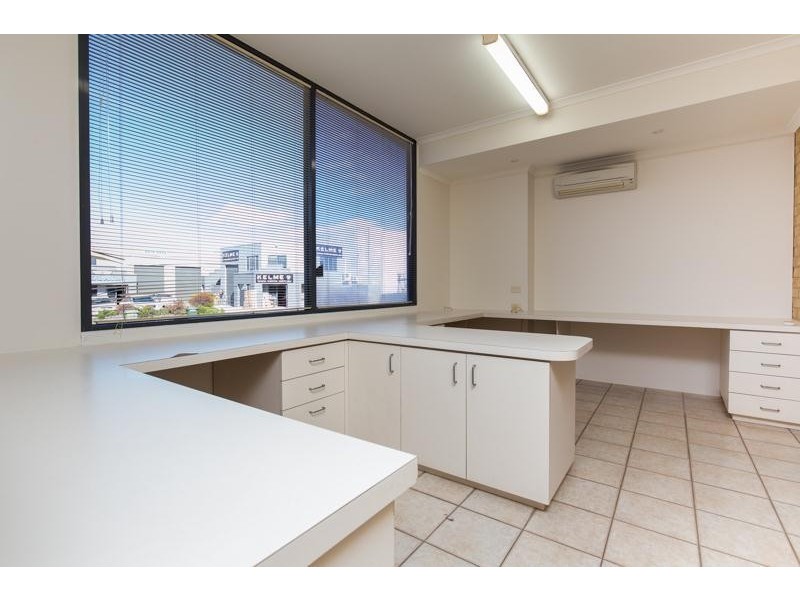 9/15 Dyer Road, Bassendean WA 6054