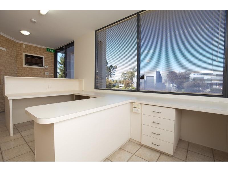 9/15 Dyer Road, Bassendean WA 6054