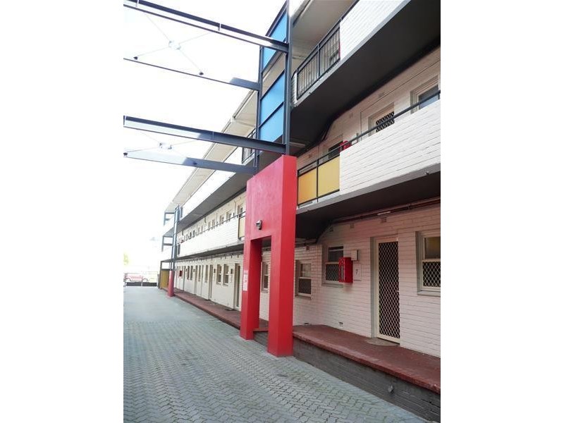 5/122 Terrace Road, Perth WA 6000