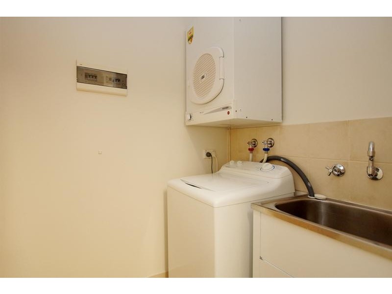 16/11 Regal Place, East Perth WA 6004