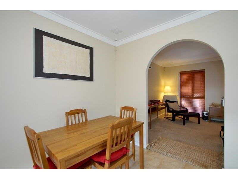 69 Watling Avenue, Lynwood WA 6147