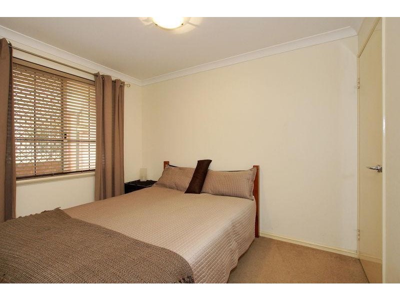 32/30 Bishops Row, East Perth WA 6004