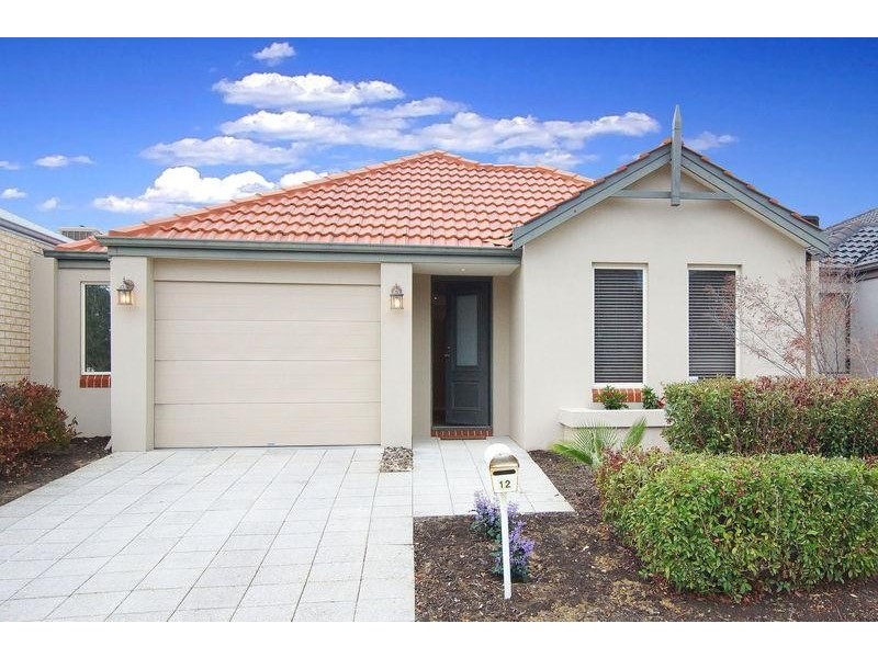 12 Riverlinks Drive, Clarkson WA 6030