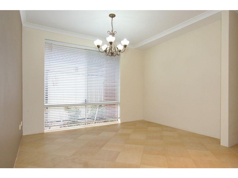 12 Riverlinks Drive, Clarkson WA 6030