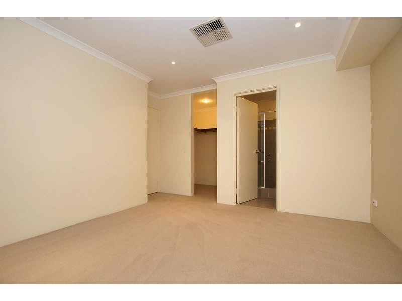 12 Riverlinks Drive, Clarkson WA 6030