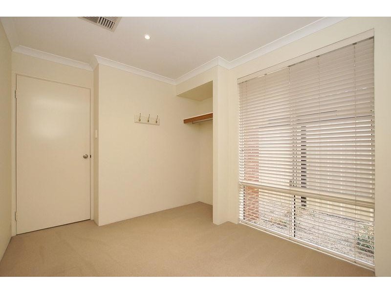 12 Riverlinks Drive, Clarkson WA 6030