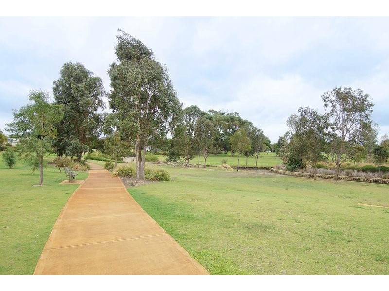 12 Riverlinks Drive, Clarkson WA 6030