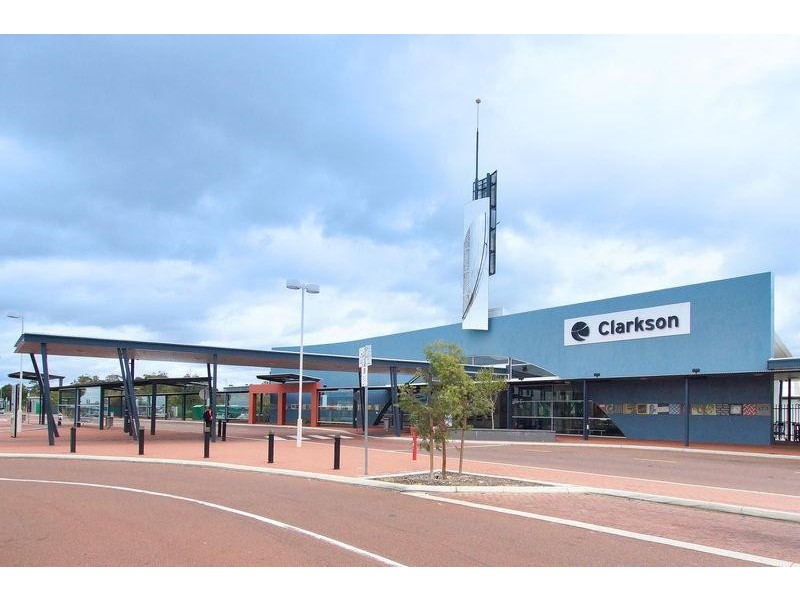 12 Riverlinks Drive, Clarkson WA 6030