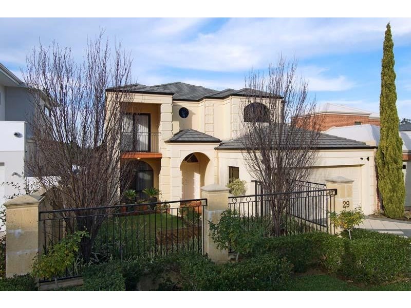 29 Henley Road, Mount Pleasant WA 6153