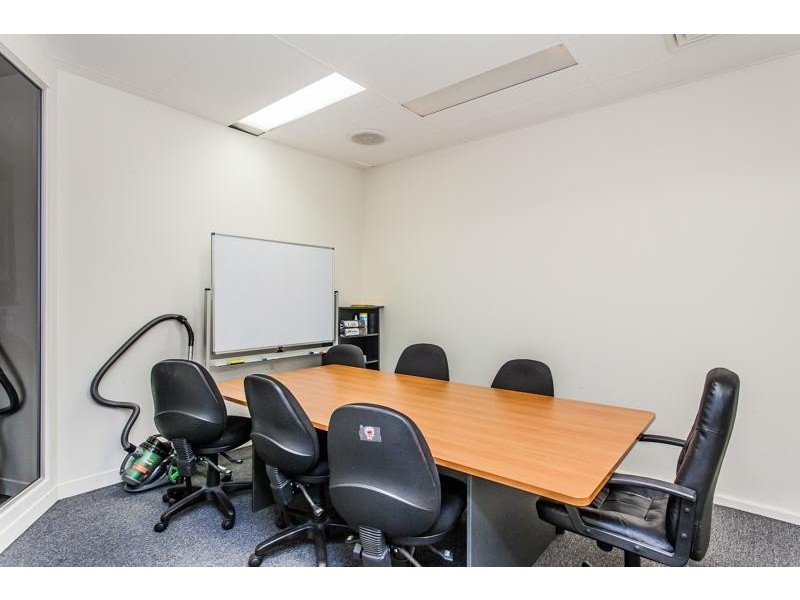 201-205 Burslem Drive, Maddington WA 6109