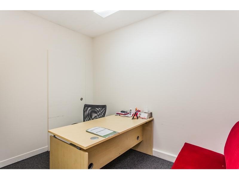 201-205 Burslem Drive, Maddington WA 6109