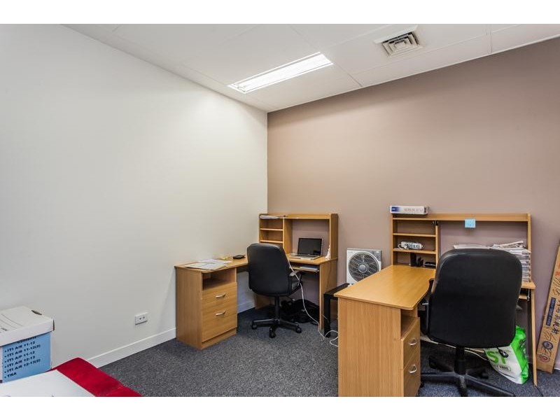 201-205 Burslem Drive, Maddington WA 6109