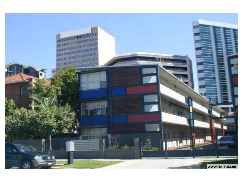 3/122 Terrace Road, Perth WA 6000