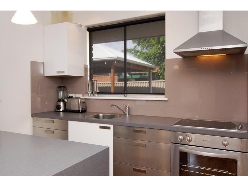 9/204 Royal Street, Yokine WA 6060