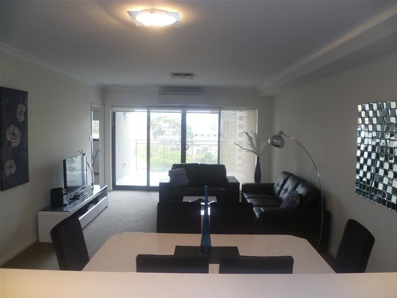 76/18 Wellington  Street, East Perth WA 6004