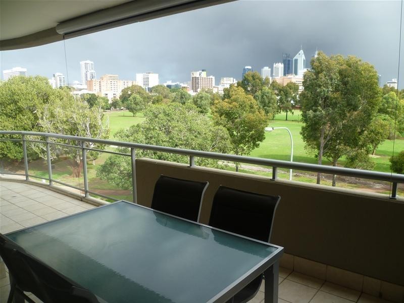 13/178 Bennett Street, East Perth WA 6004