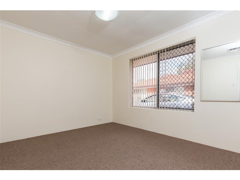 8 Elsfield Way, Bassendean WA 6054