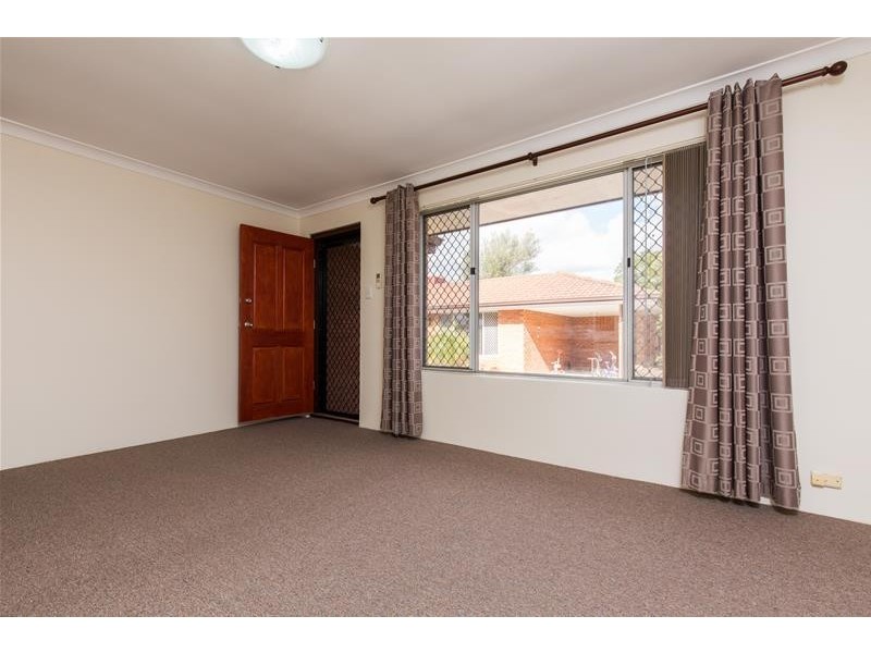 8 Elsfield Way, Bassendean WA 6054