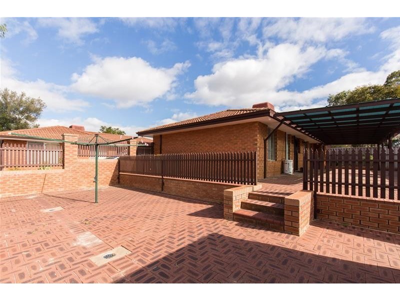 8 Elsfield Way, Bassendean WA 6054