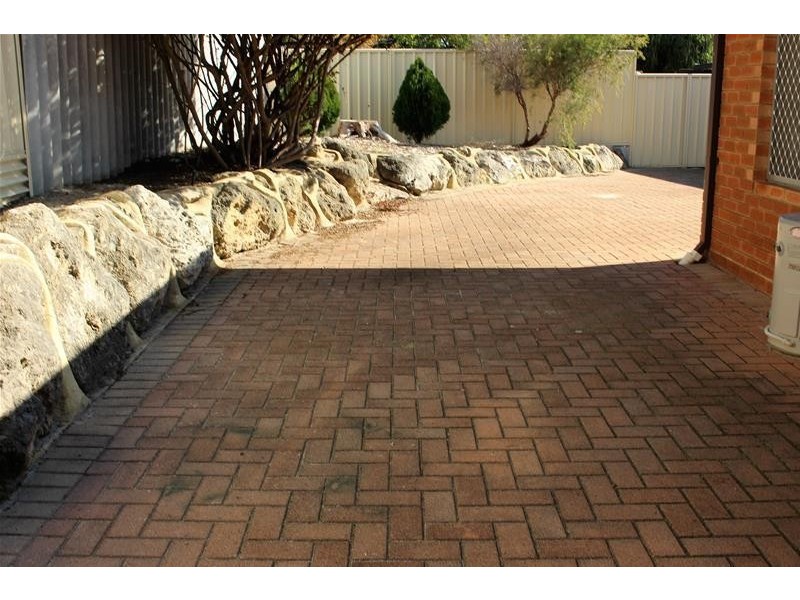 8 Elsfield Way, Bassendean WA 6054