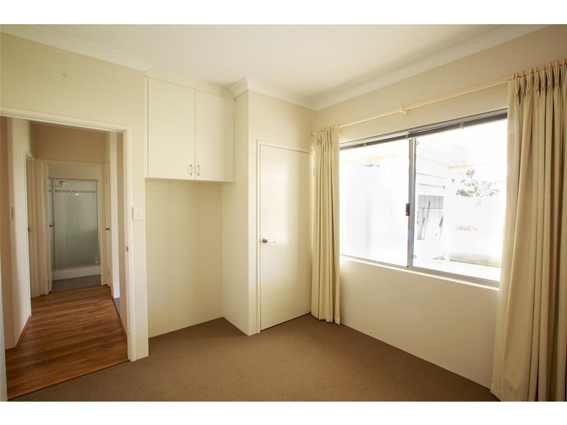 3 Dorsal Bend, Hammond Park WA 6164