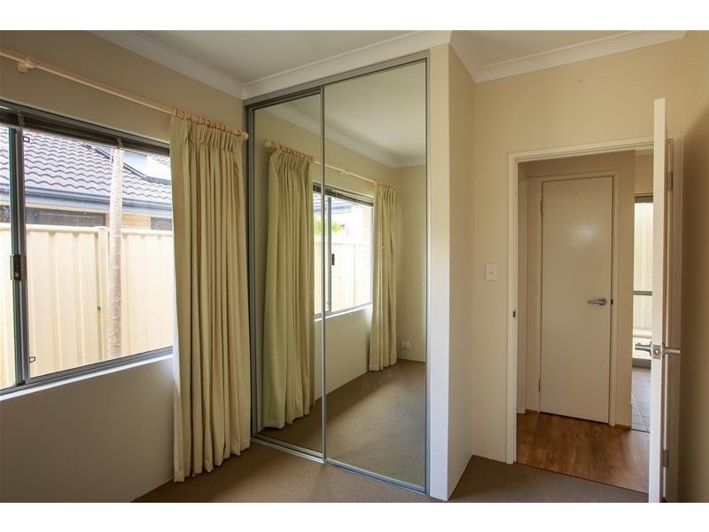 3 Dorsal Bend, Hammond Park WA 6164