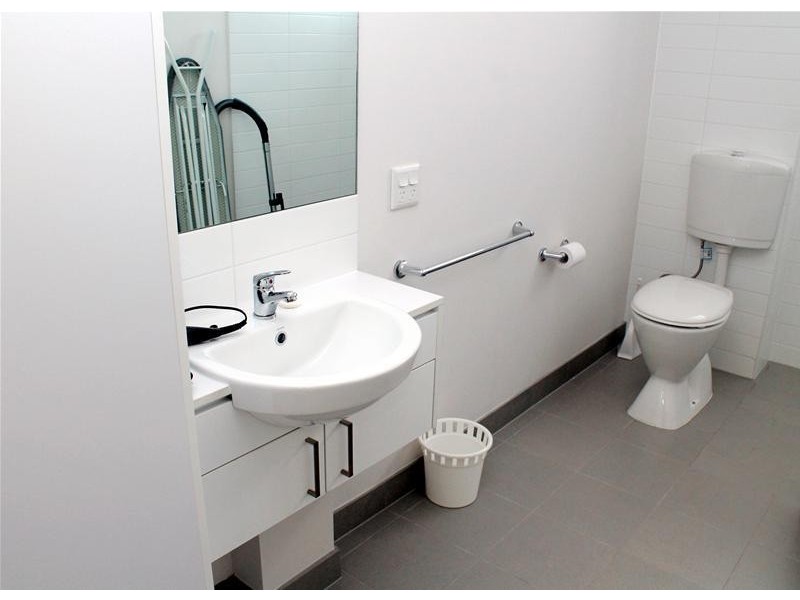 6/20 Signal Terrace, Cockburn Central WA 6164