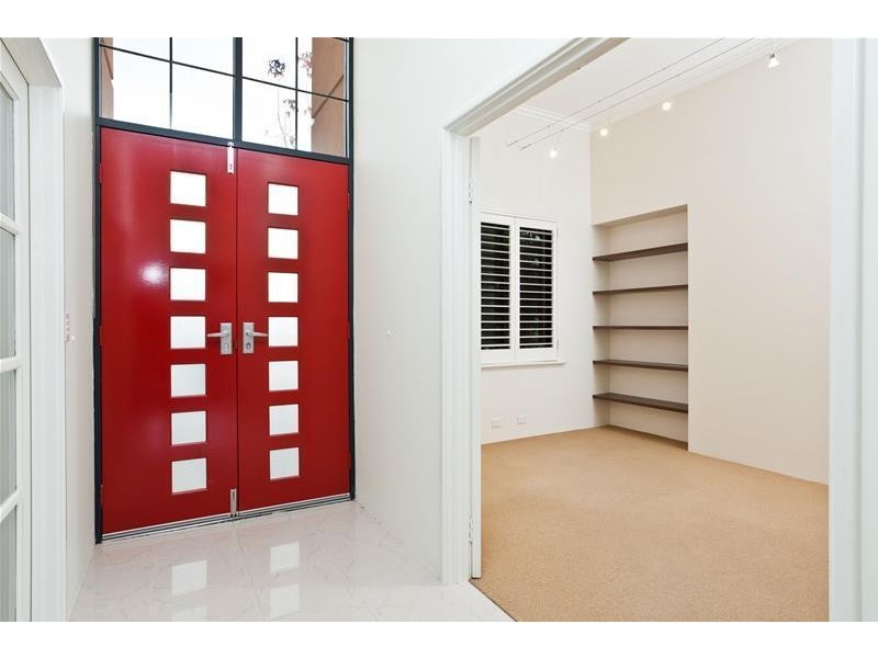 5 Vanguard Terrace, East Perth WA 6004