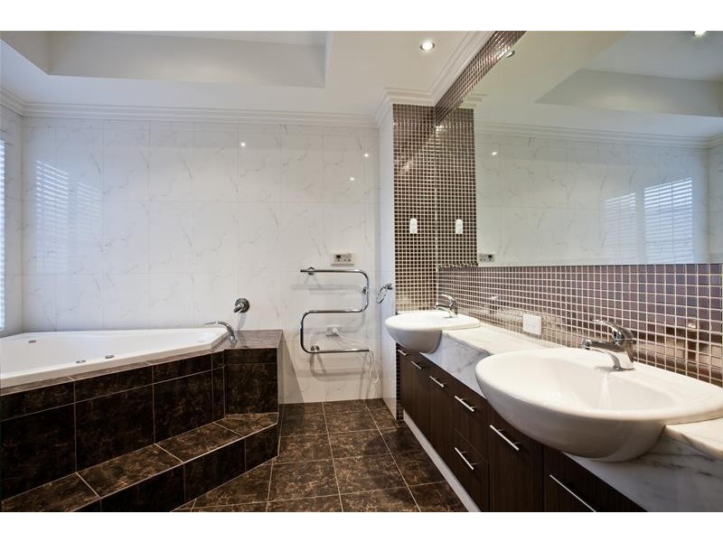 5 Vanguard Terrace, East Perth WA 6004