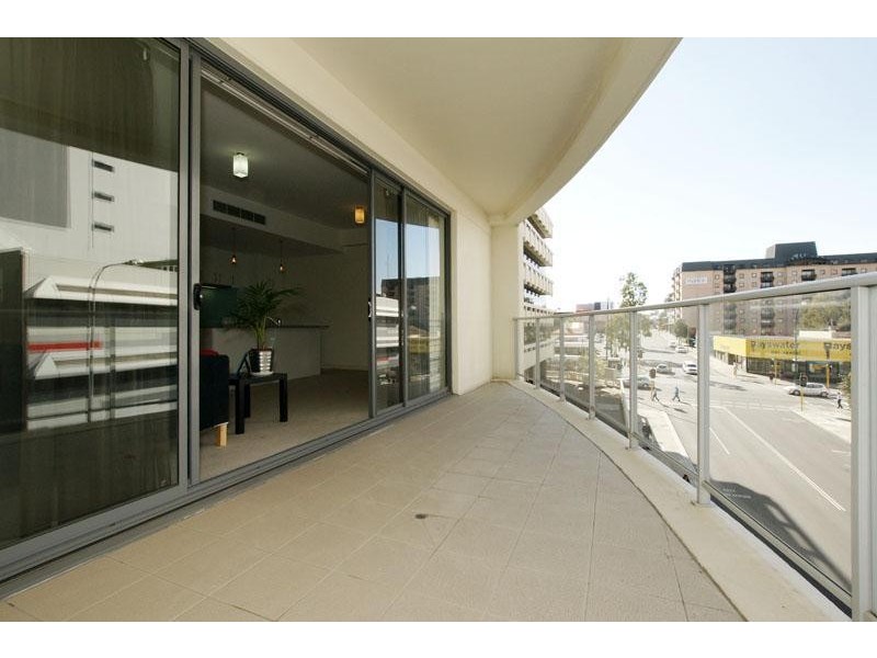 13/11 Bennett Street, East Perth WA 6004