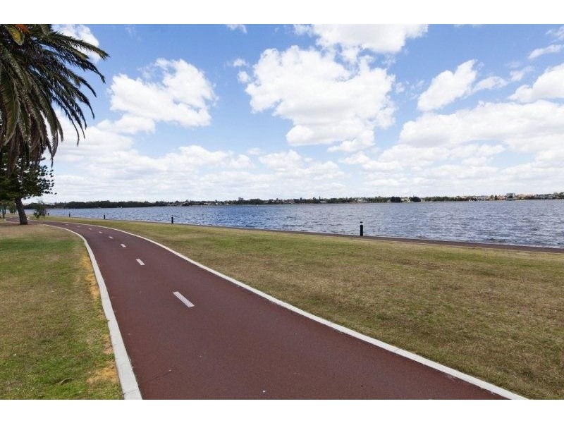 13/122 Terrace Road, Perth WA 6000