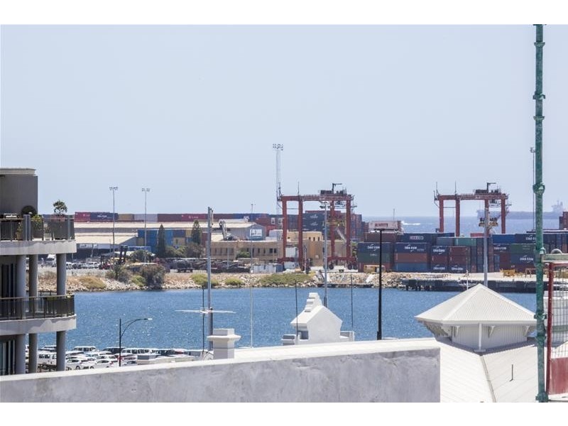 11 Queen Victoria Street, Fremantle WA 6160