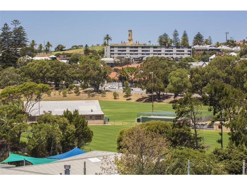 11 Queen Victoria Street, Fremantle WA 6160