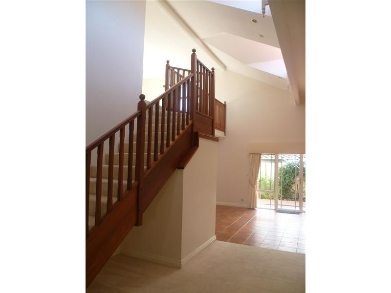 2/6 Henley Street, Ardross WA 6153