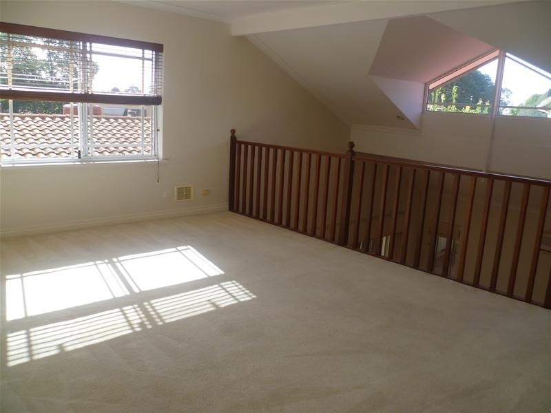 2/6 Henley Street, Ardross WA 6153