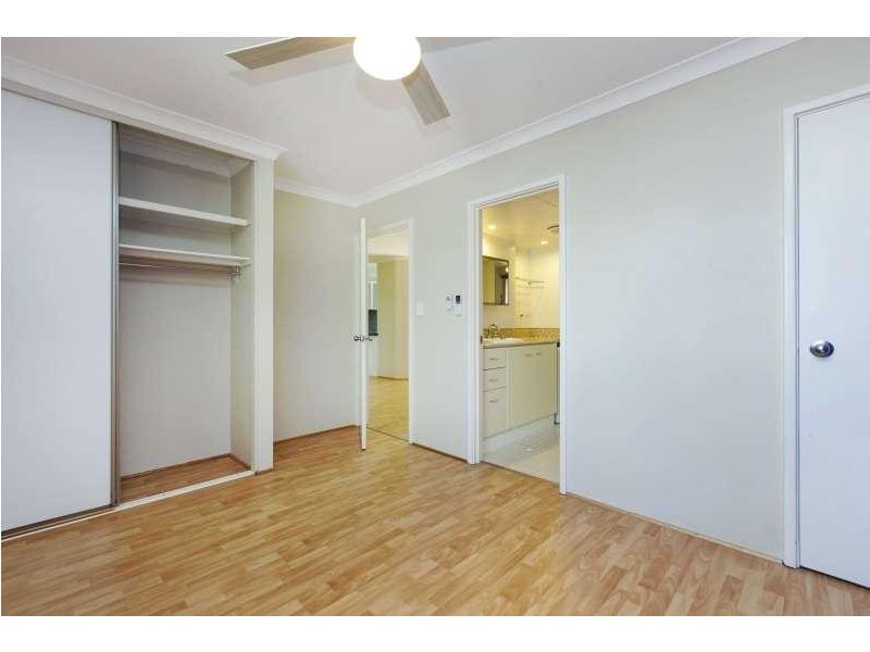 19/2 Waterway Court, Churchlands WA 6018