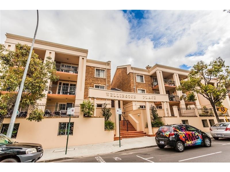 2/125 Wellington Street, East Perth WA 6004