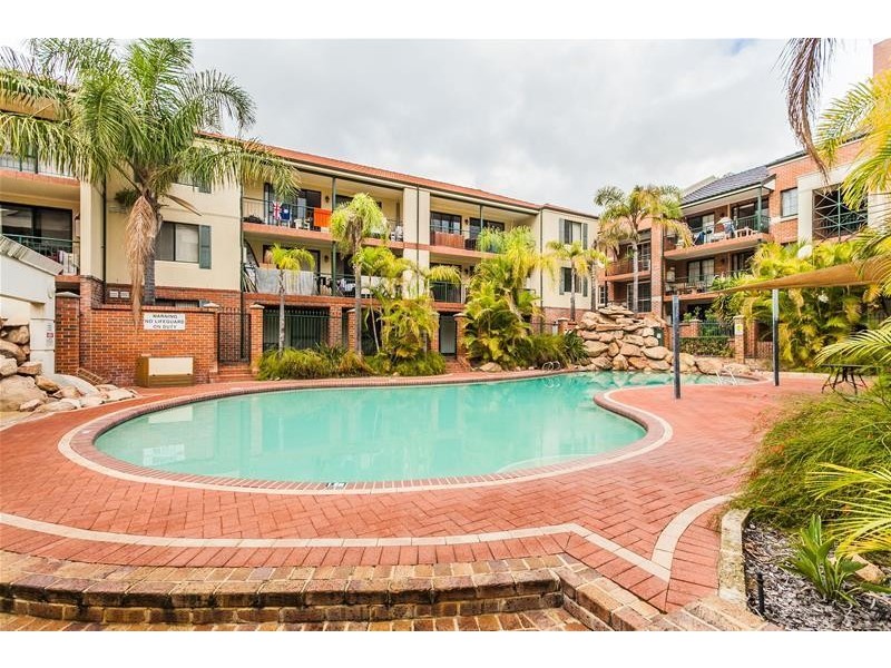 2/125 Wellington Street, East Perth WA 6004