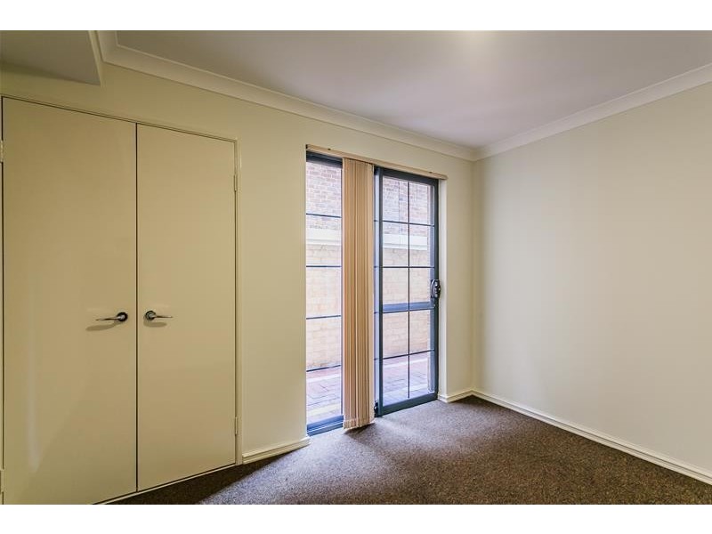 2/125 Wellington Street, East Perth WA 6004