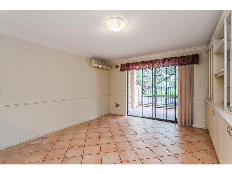 2/125 Wellington Street, East Perth WA 6004