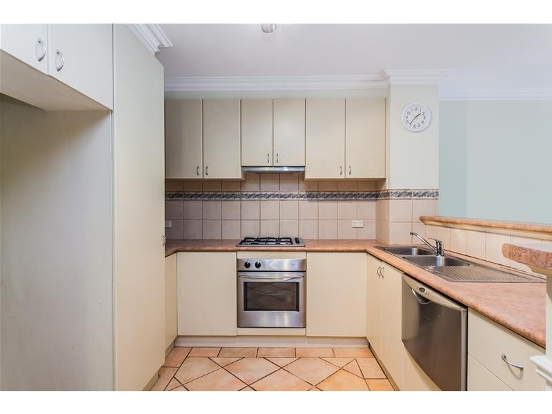 2/125 Wellington Street, East Perth WA 6004