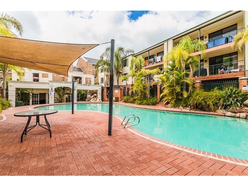 2/125 Wellington Street, East Perth WA 6004