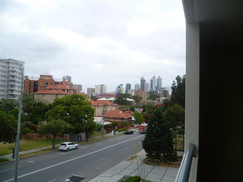 23/18 Wellington Street, East Perth WA 6004