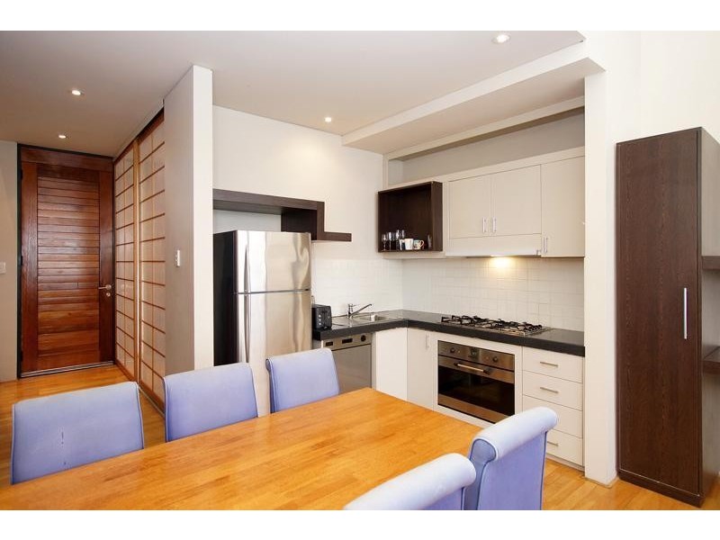 2/103 Cambridge Street, West Leederville WA 6007