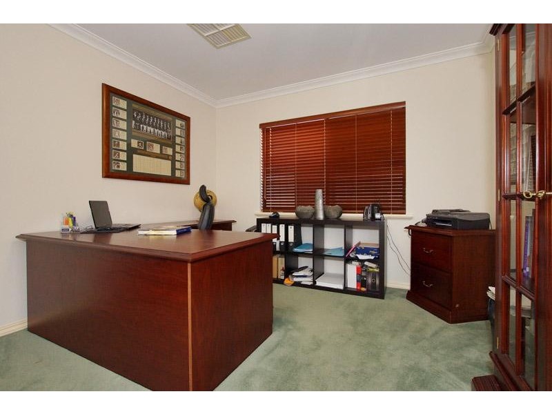 29 Henley Road, Mount Pleasant WA 6153