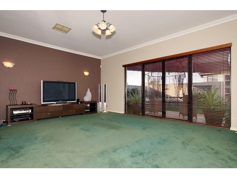 29 Henley Road, Mount Pleasant WA 6153