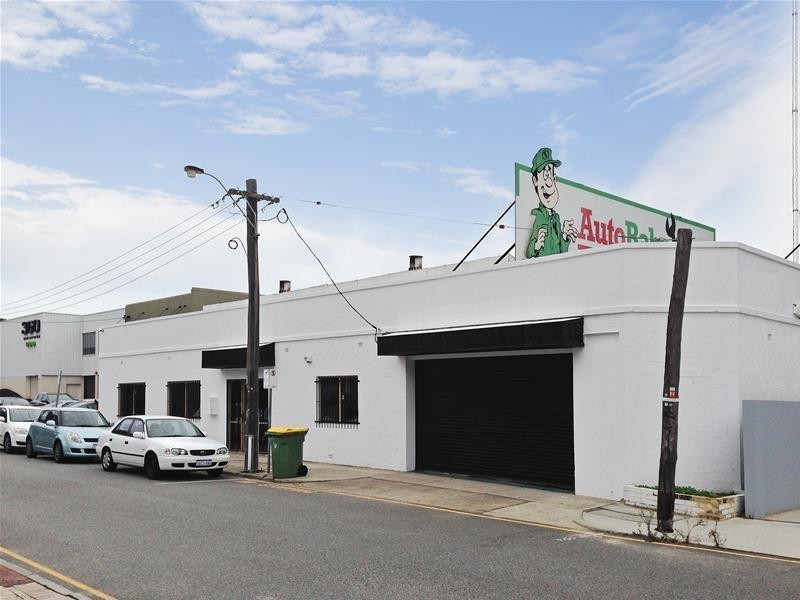 4 Bermondsey Street, West Leederville WA 6007