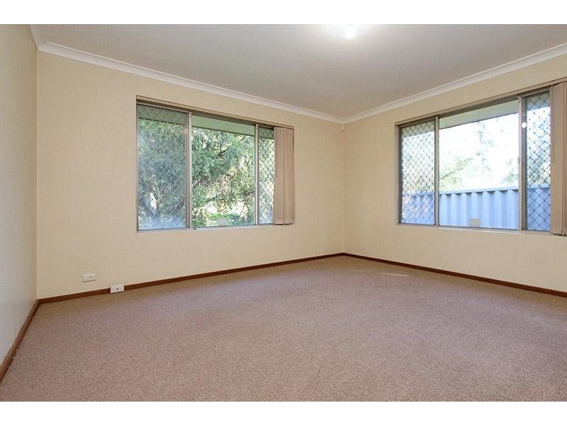 2 Garvey Street, Waterford WA 6152