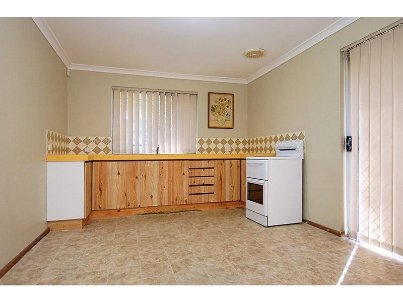 2 Garvey Street, Waterford WA 6152