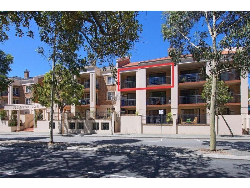 18/125 Wellington Street, East Perth WA 6004